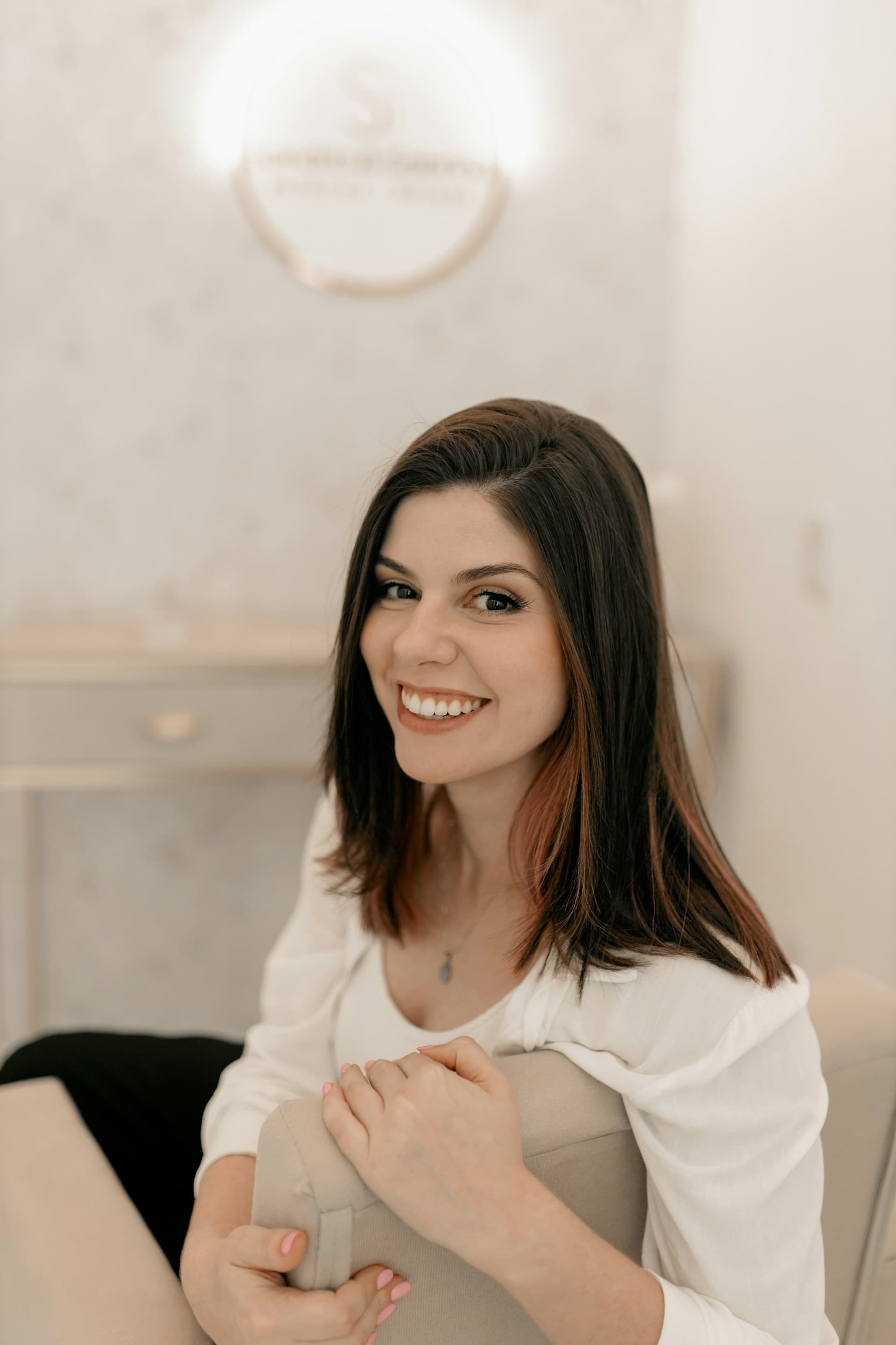 Sophie, prothésiste ongulaire chez Iris & Co